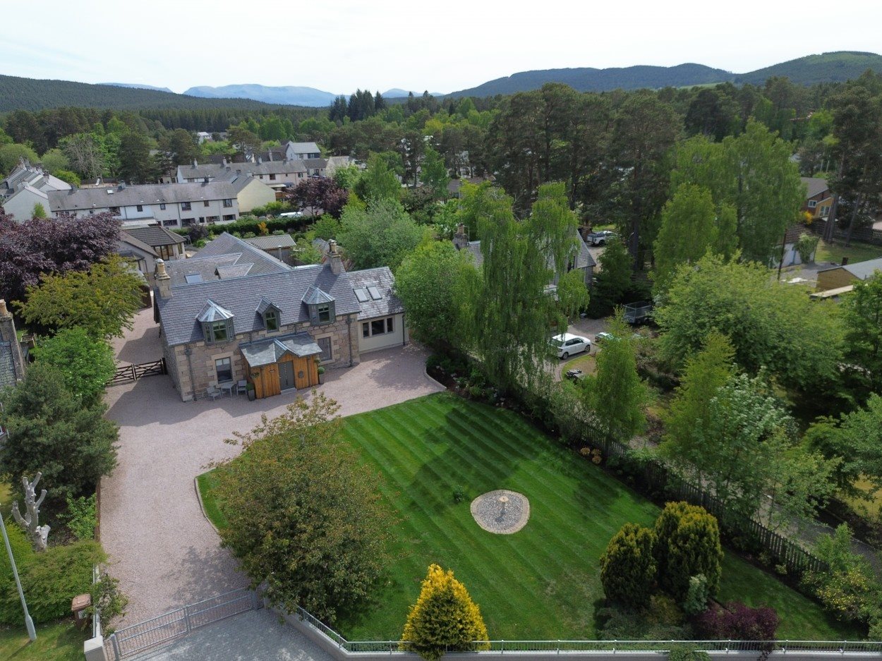 Caralan, Carr Road, Carrbridge