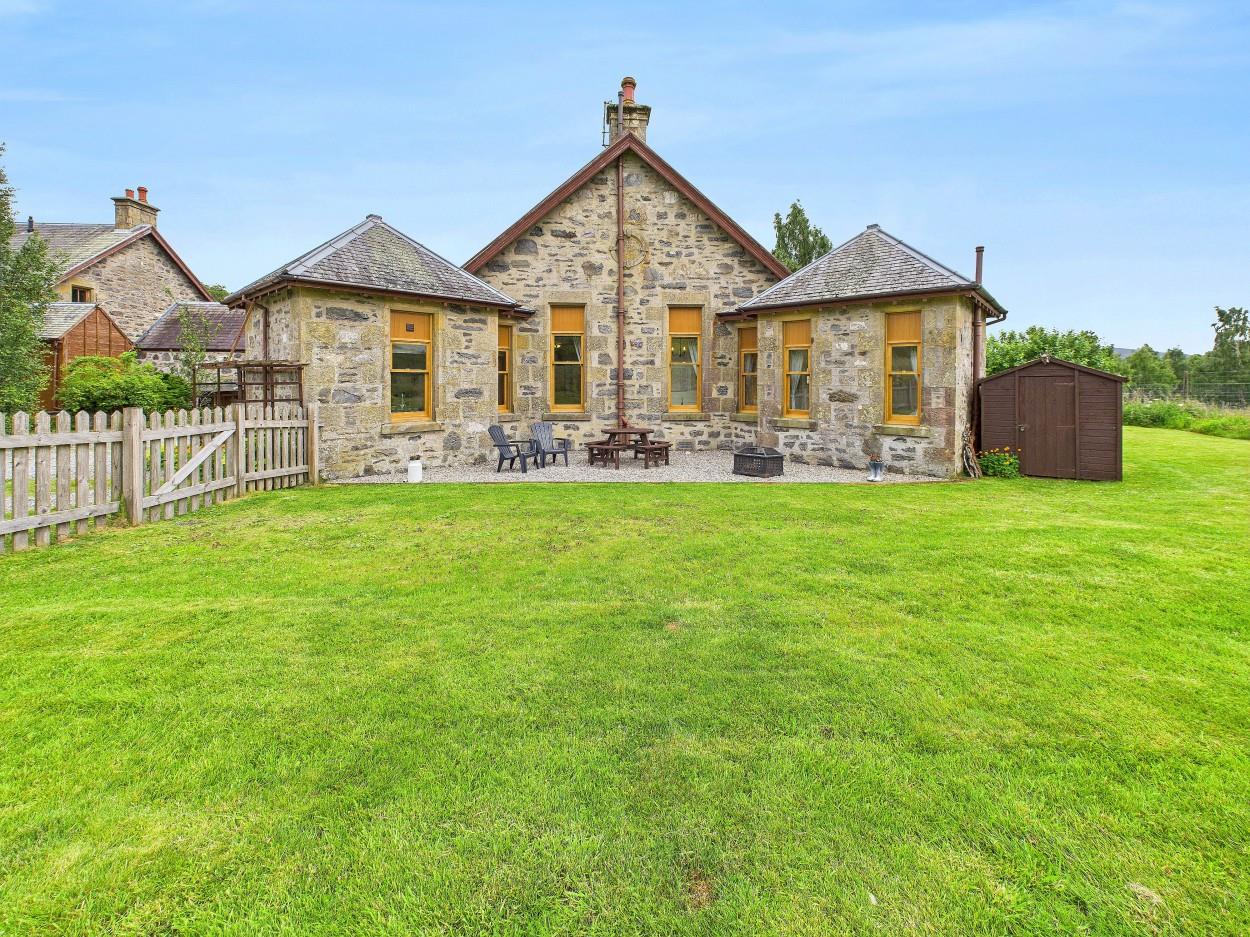 Shetland, Meadowside, Kingussie