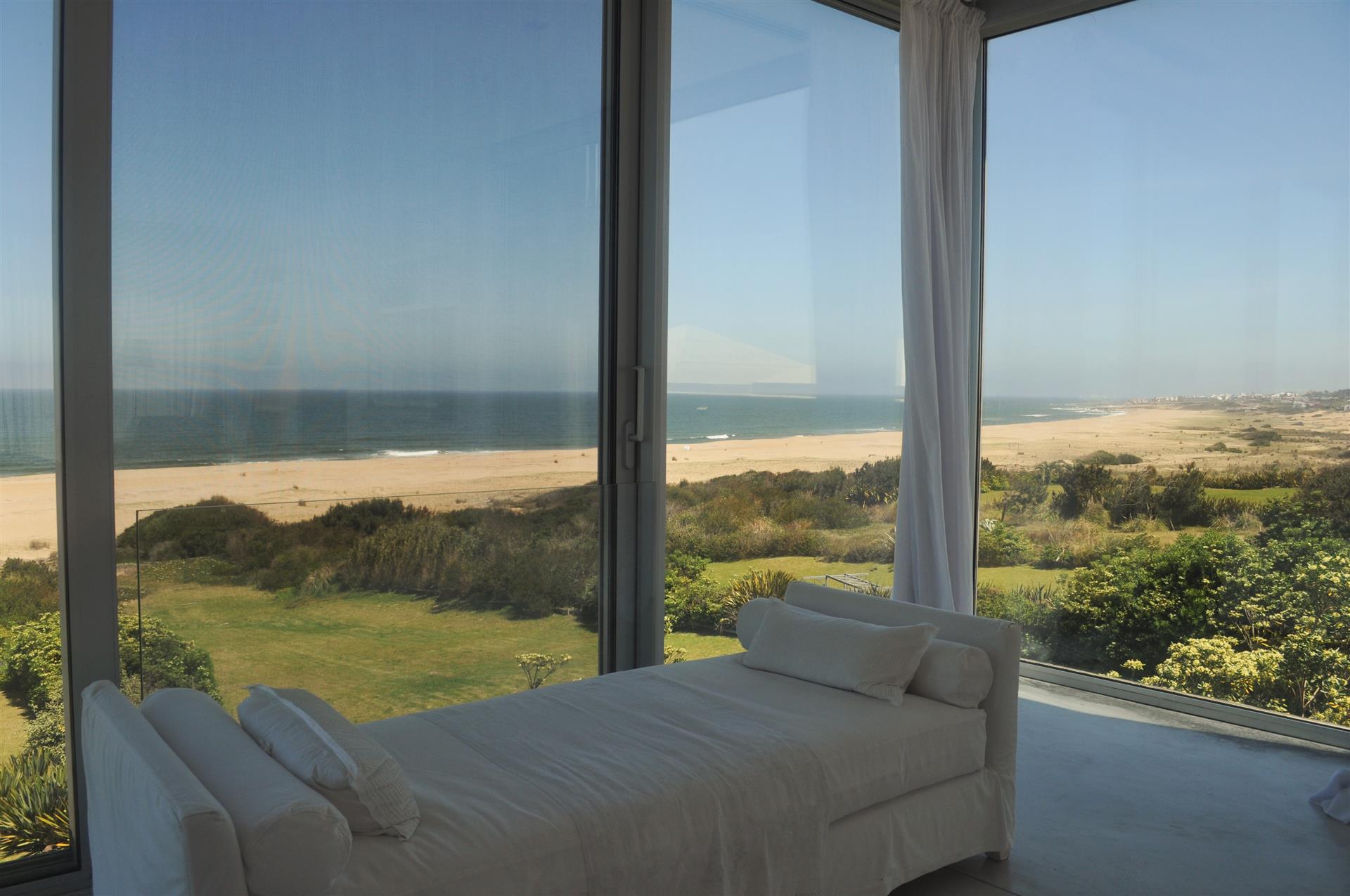 5 Bedroom Apartment - For Sale - Punta del Este