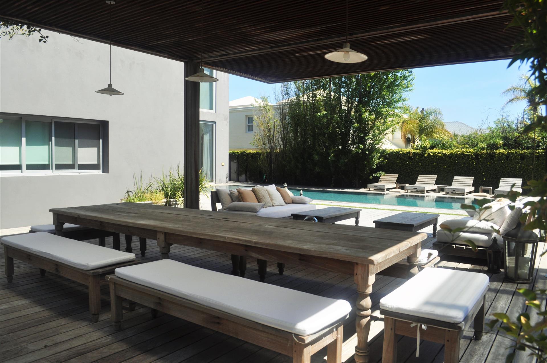 5 Bedroom Apartment - For Sale - Punta del Este