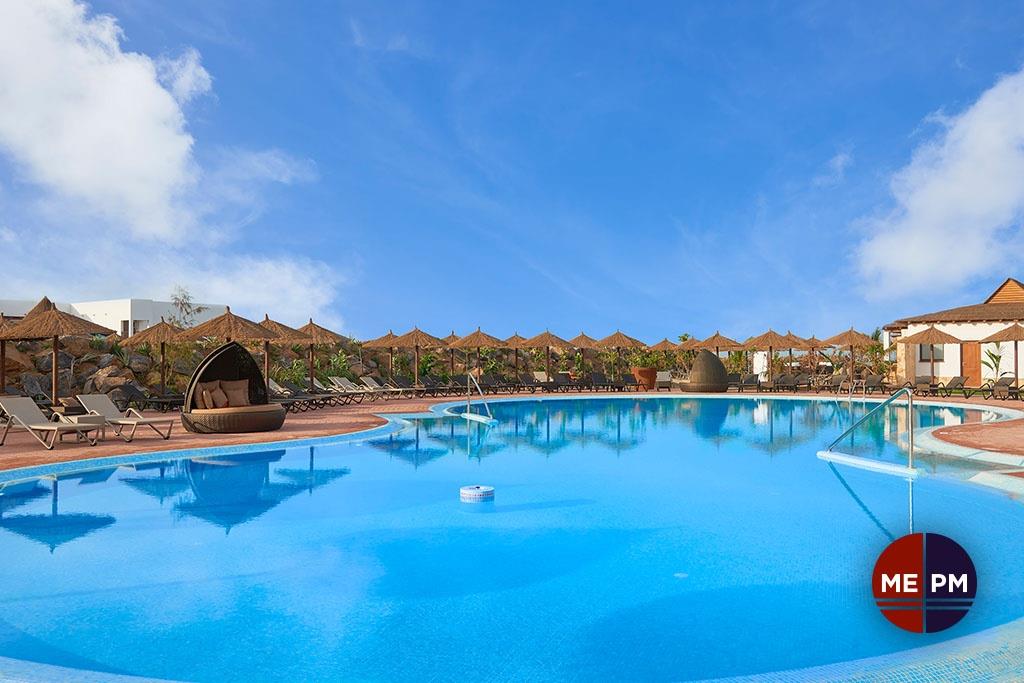 Apartment - Hotel Room For sale