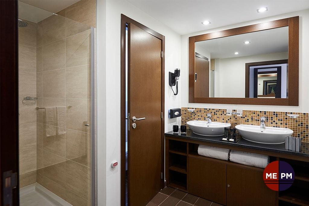Apartment - Hotel Room For sale