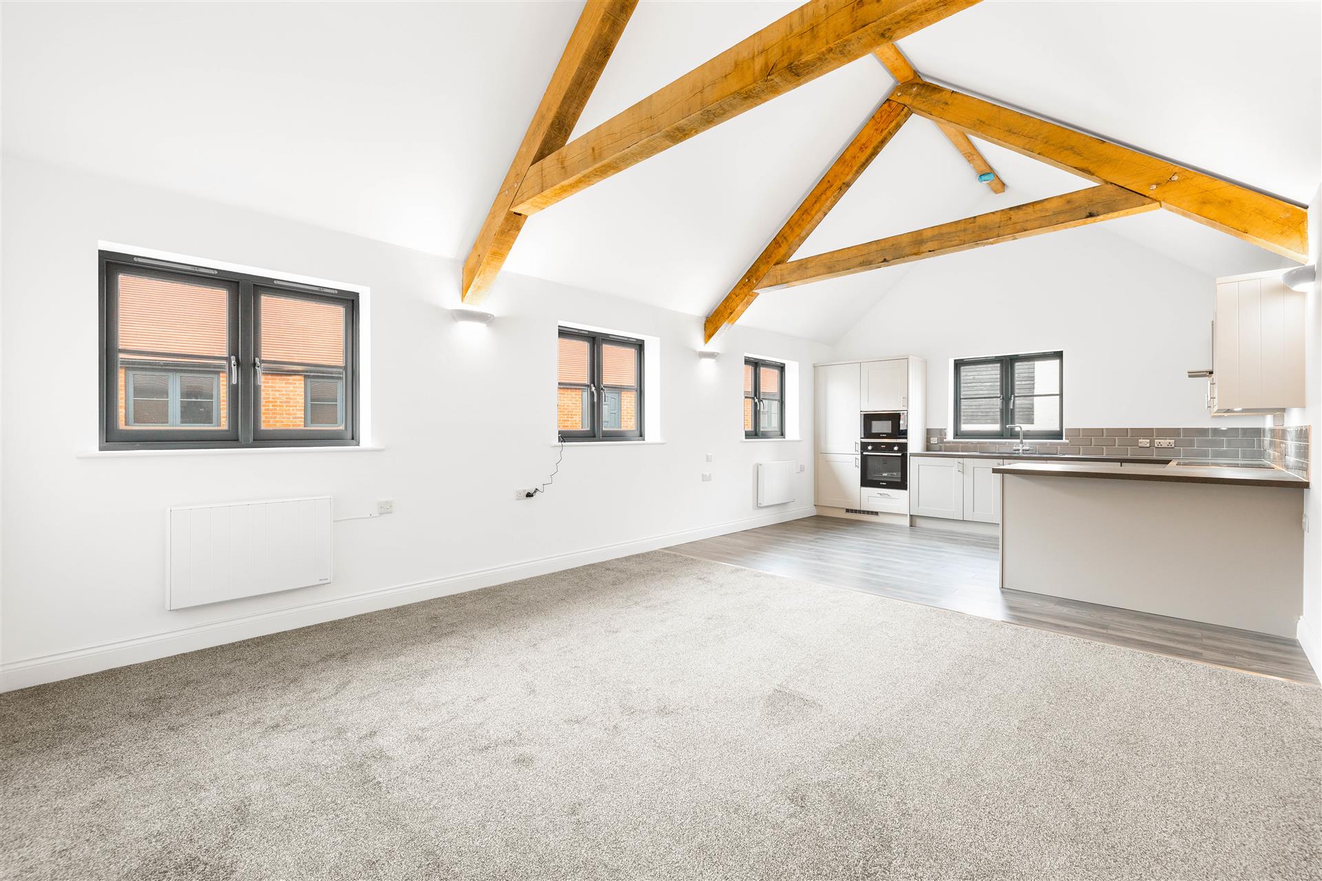 Rosemary Lane,Charlwood,Horley,RH6 0Dg - &pound 400000