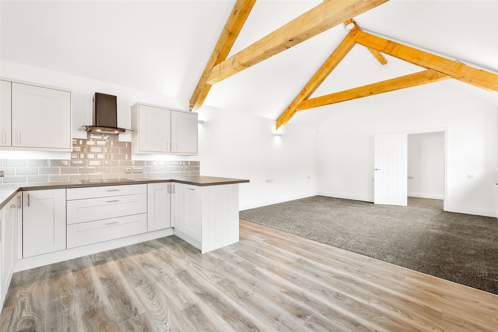 Rosemary Lane,Charlwood,Horley,RH6 0Dg - &pound 400000