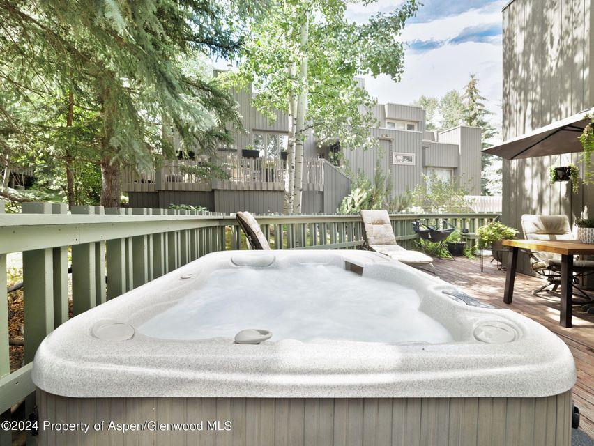 2 Bedrooms - Townhouse - Colorado - For Sale -