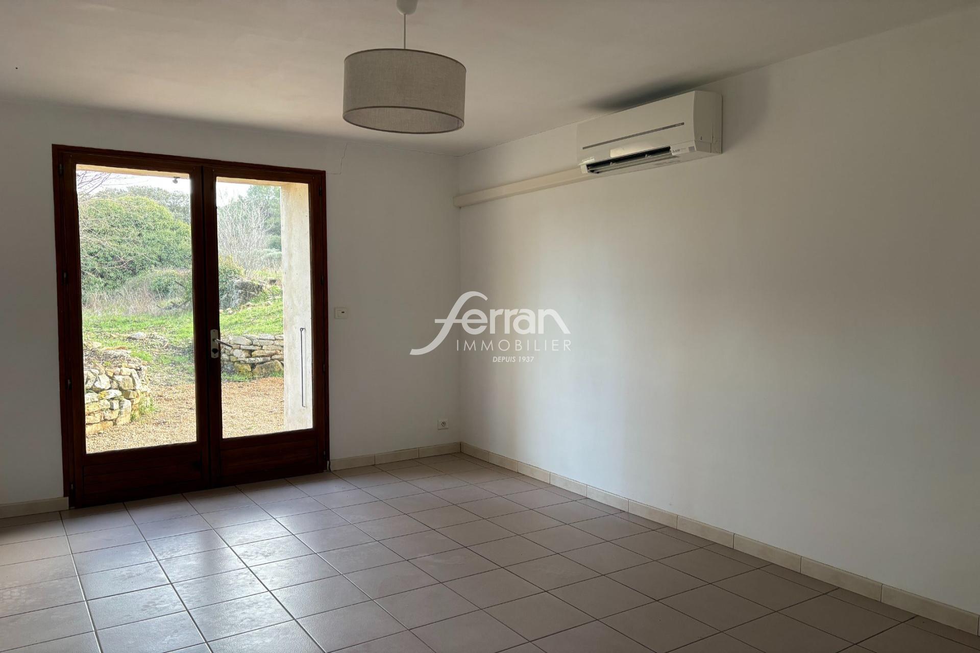 Maison à louer, 106m², Lorgues