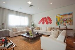 Purchase: House (01001-000)