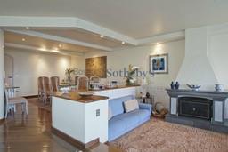 Purchase: House (01001-000)