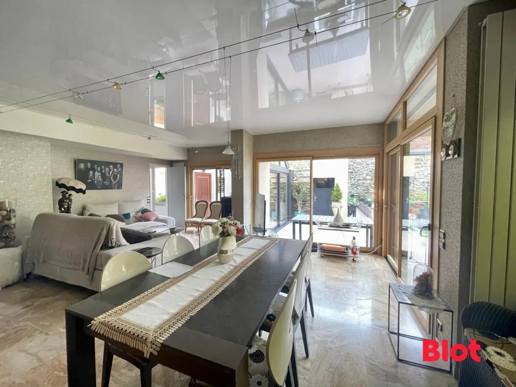 Maison à vendre, 186m², Vitré