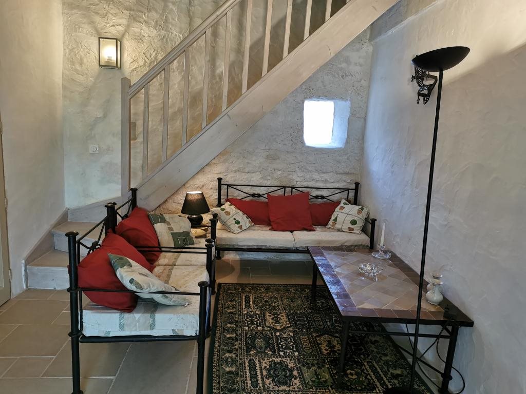 Maison à louer, 80m², Mervent