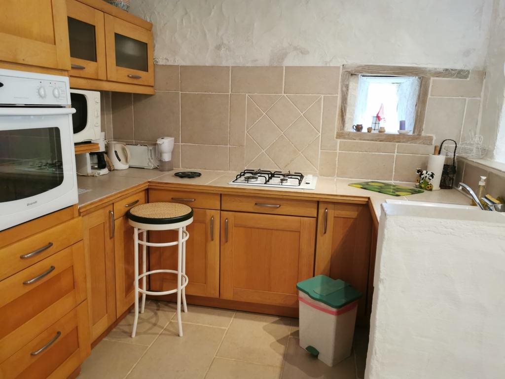 Maison à louer, 80m², Mervent