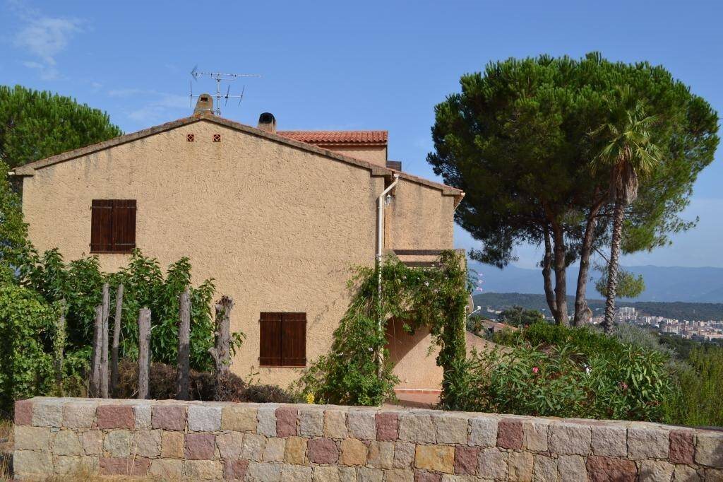 Maison à louer, 135m², Ajaccio