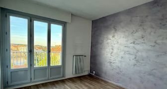 Appartement à louer, 93m², Gray
