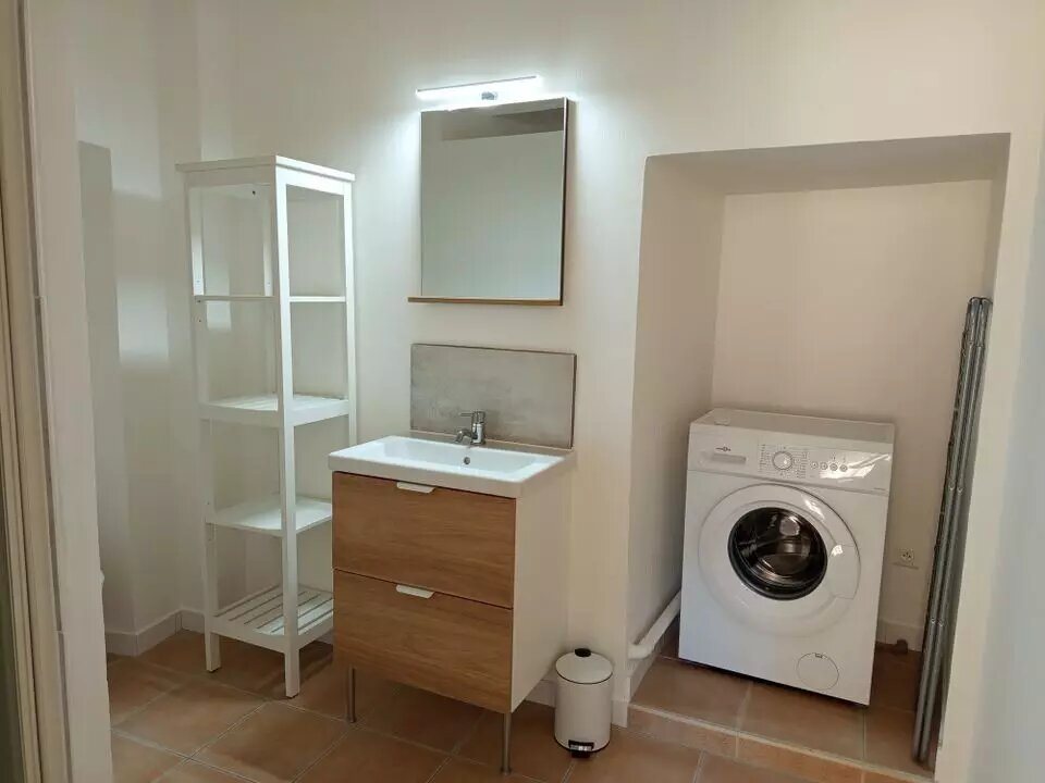 Appartement à louer, 31m², Simiane-Collongue