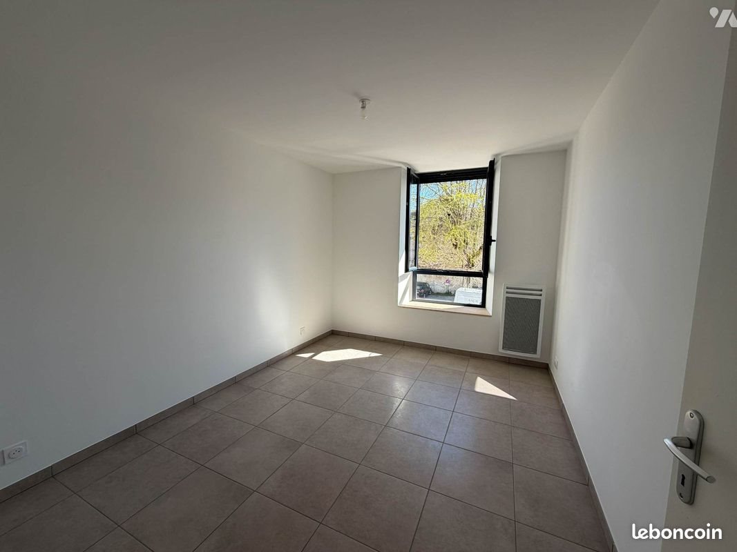 Appartement à louer, 53m², Crest
