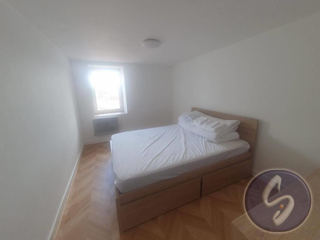 Appartement à vendre, 240m², Saint-Maixent-l'Ecole