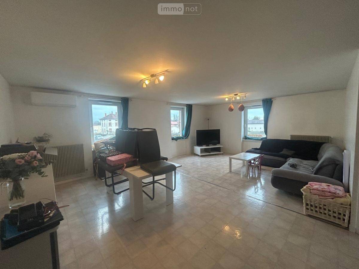 Appartement à louer, 118m², Confrançon