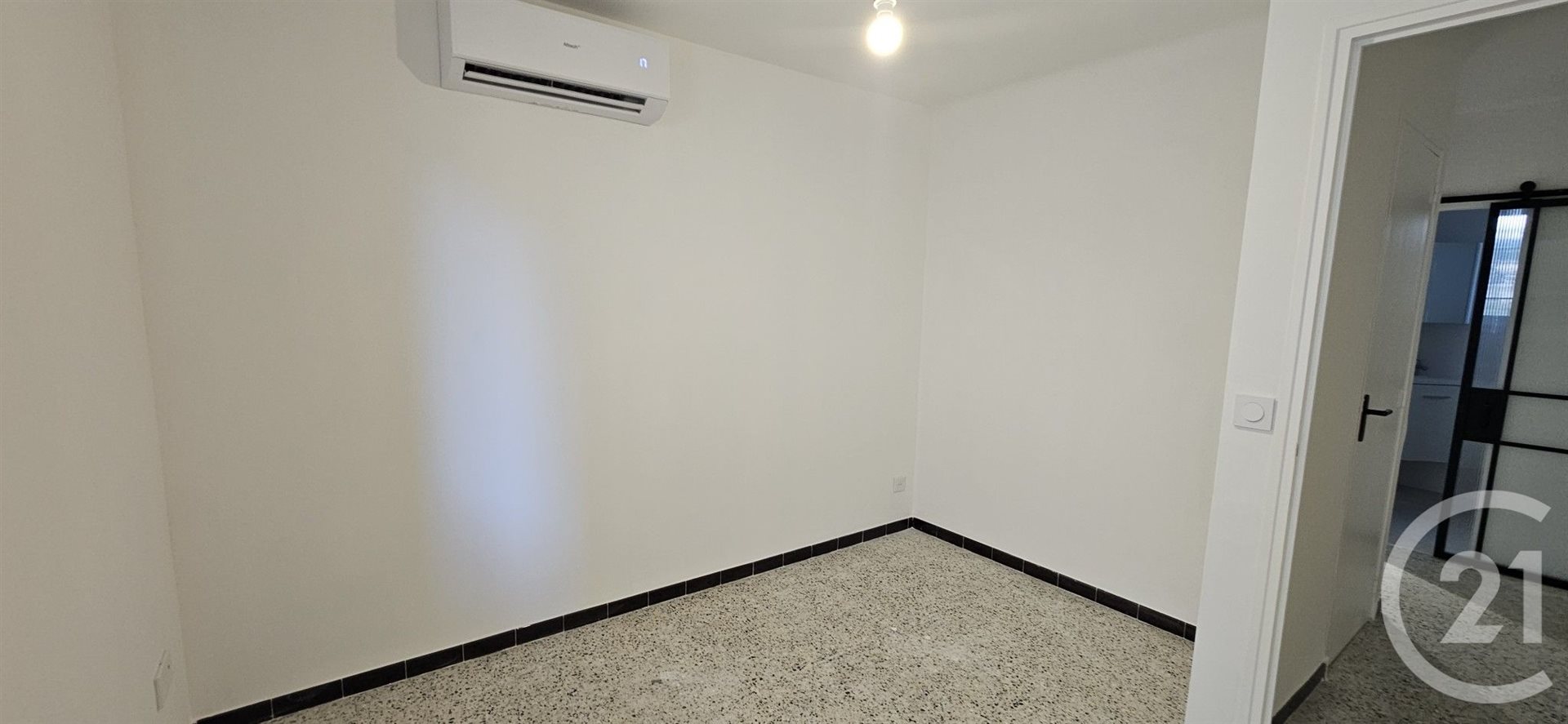Appartement à louer, 22m², Forcalquier