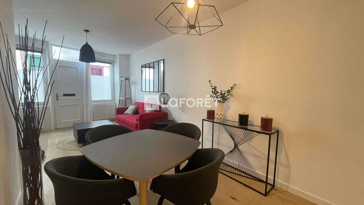 Appartement à vendre, 69m², Lille