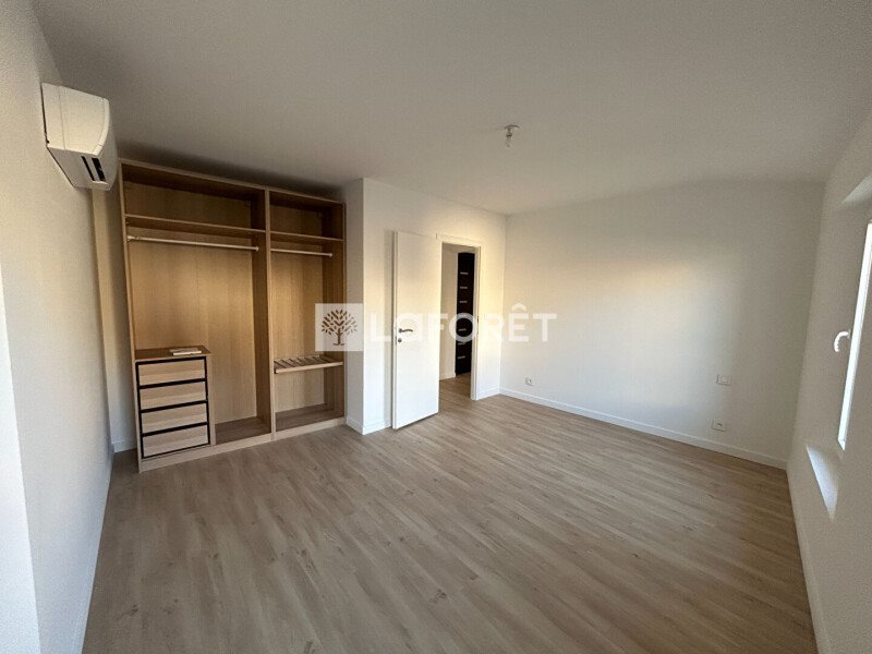 Appartement à louer, 76m², L'Isle-sur-la-Sorgue