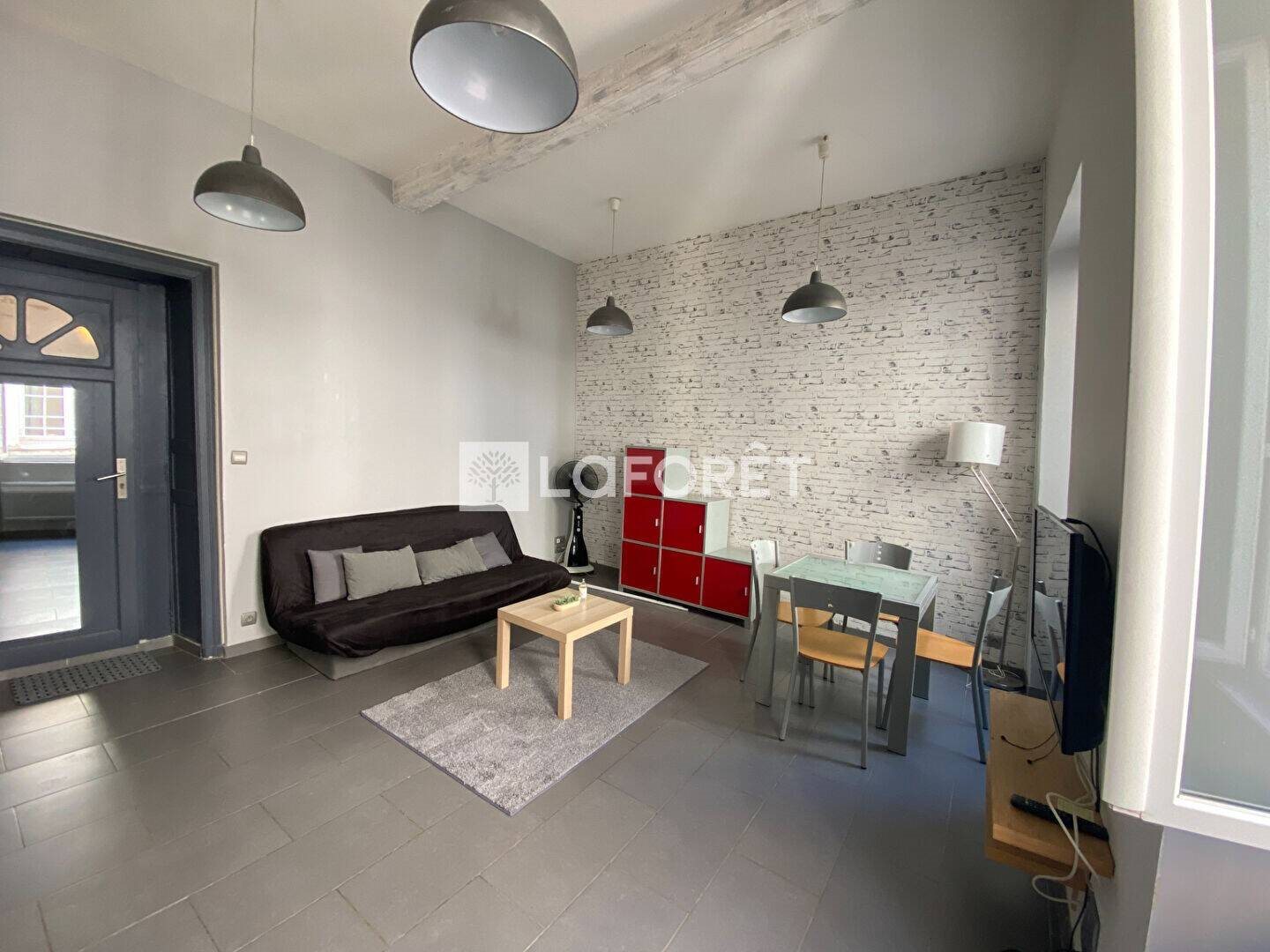 Appartement à louer, 27m², L'Isle-sur-la-Sorgue