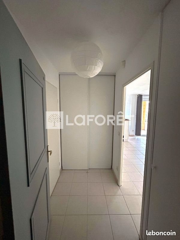 Appartement à louer, 41m², Morières-lès-Avignon