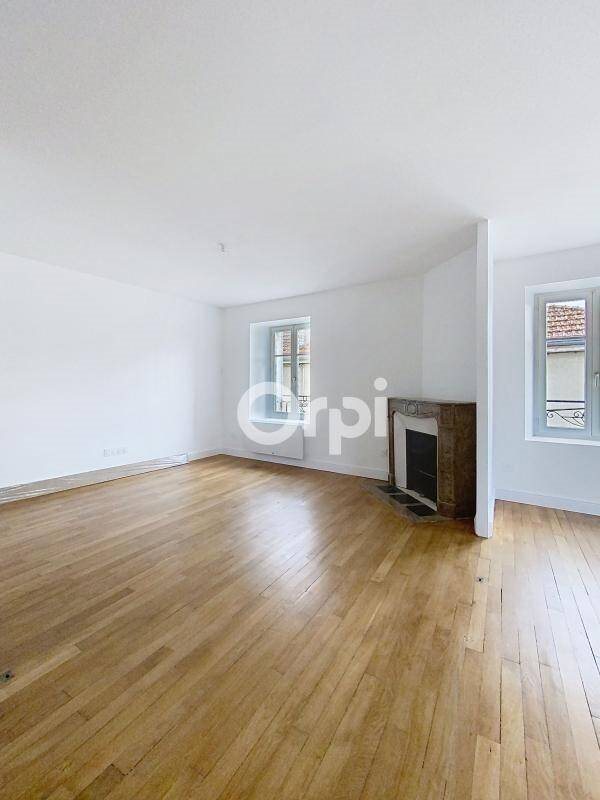 Appartement à louer, 112m², Neufchâteau