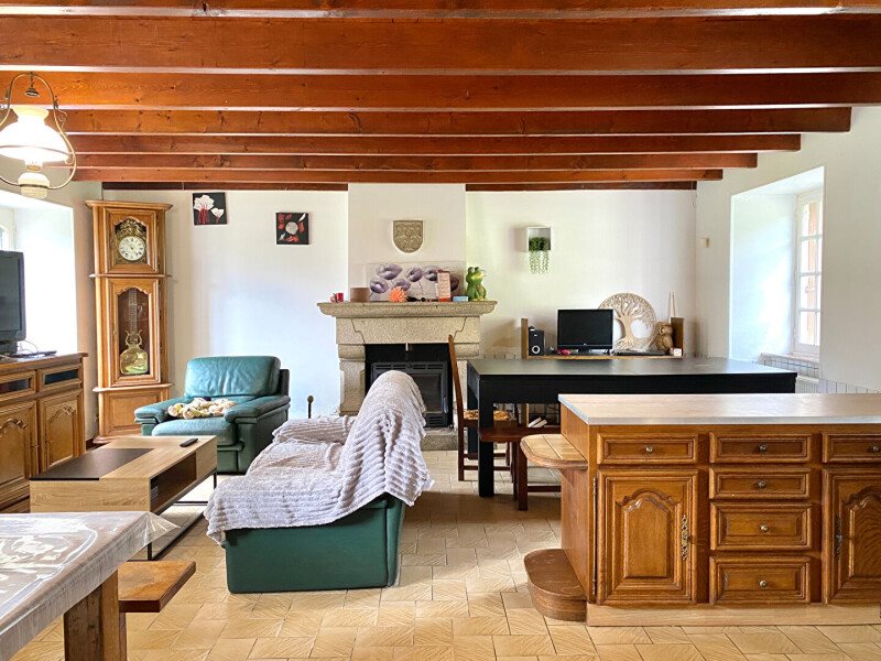 Maison à vendre, 102m², Saint-Hervé