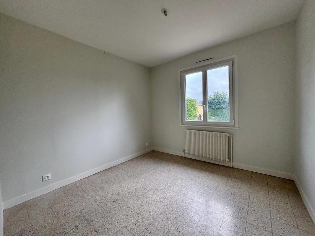 Maison à louer, 68m², Roiglise