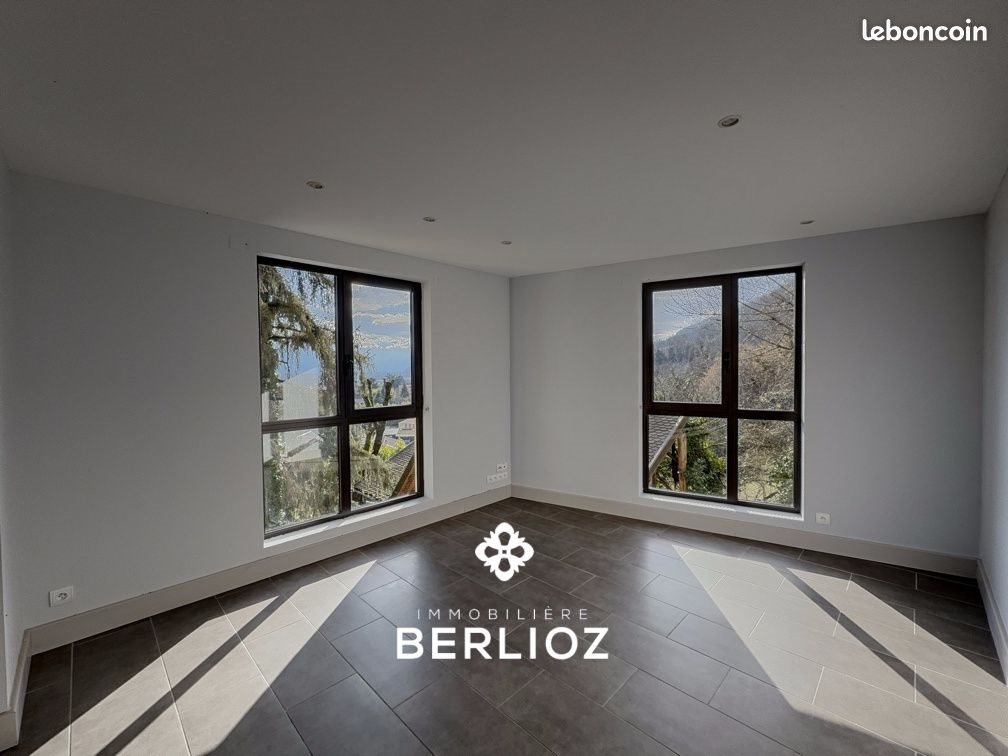Maison à louer, 163m², Tullins