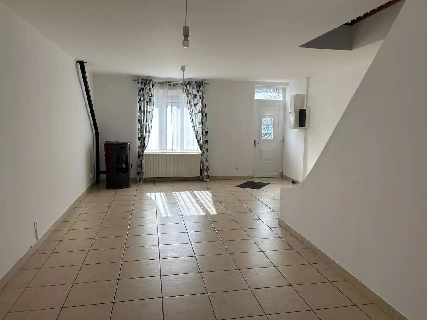 Maison à louer, 114m², Fouquereuil