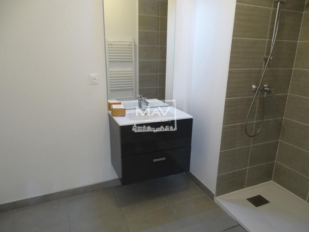Appartement à louer, 76m², Pérenchies