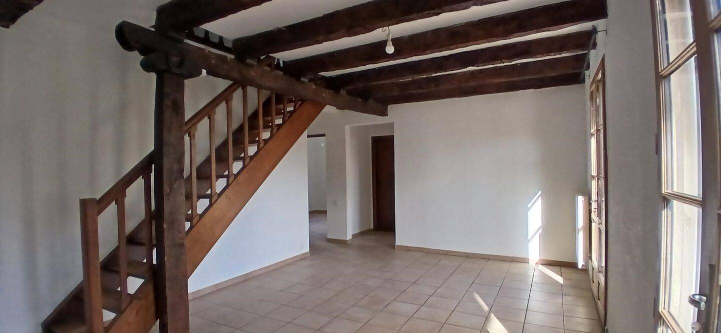 Maison à louer, 107m², Faycelles