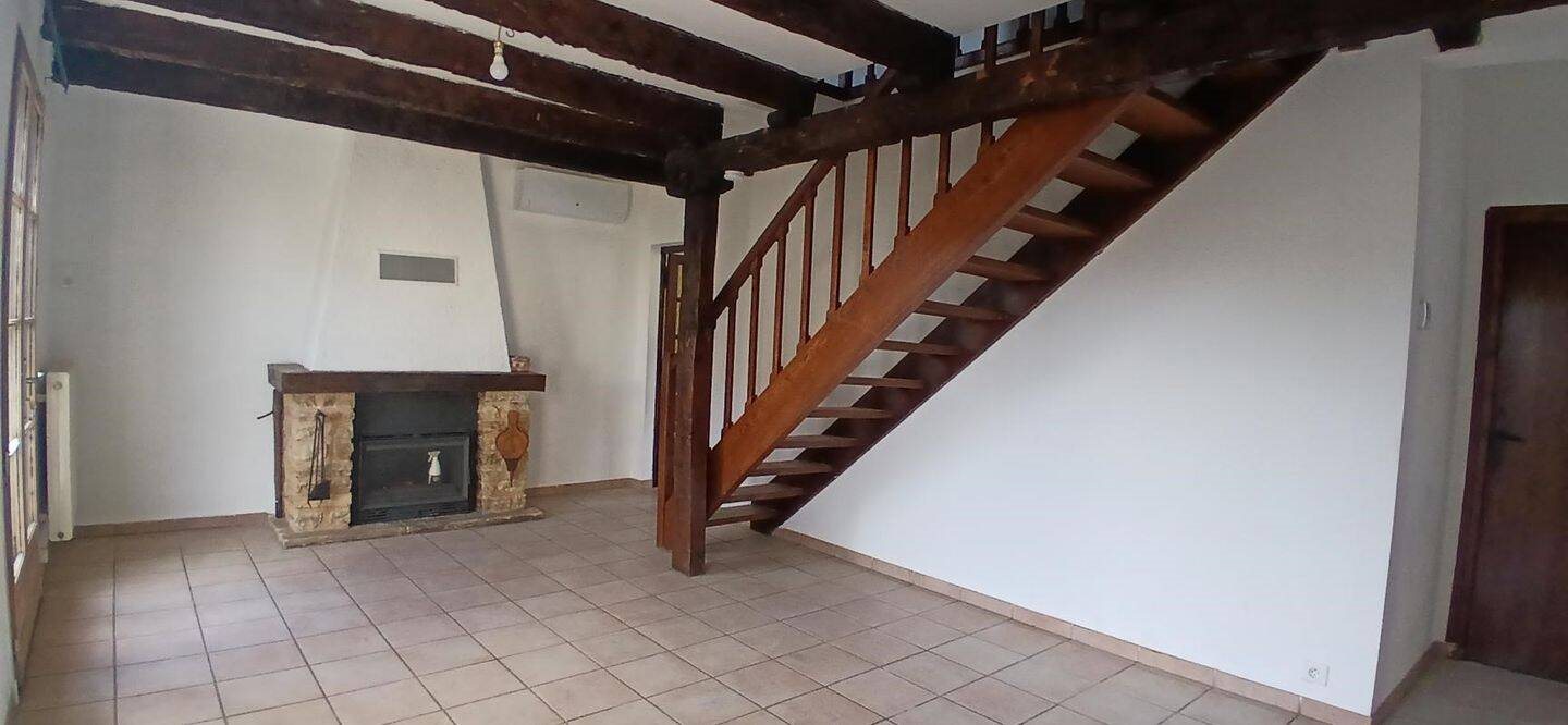Maison à louer, 107m², Faycelles