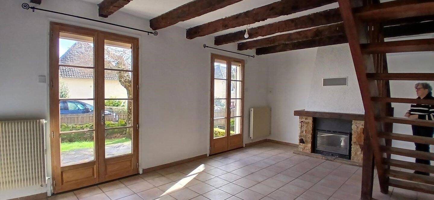 Maison à louer, 107m², Faycelles