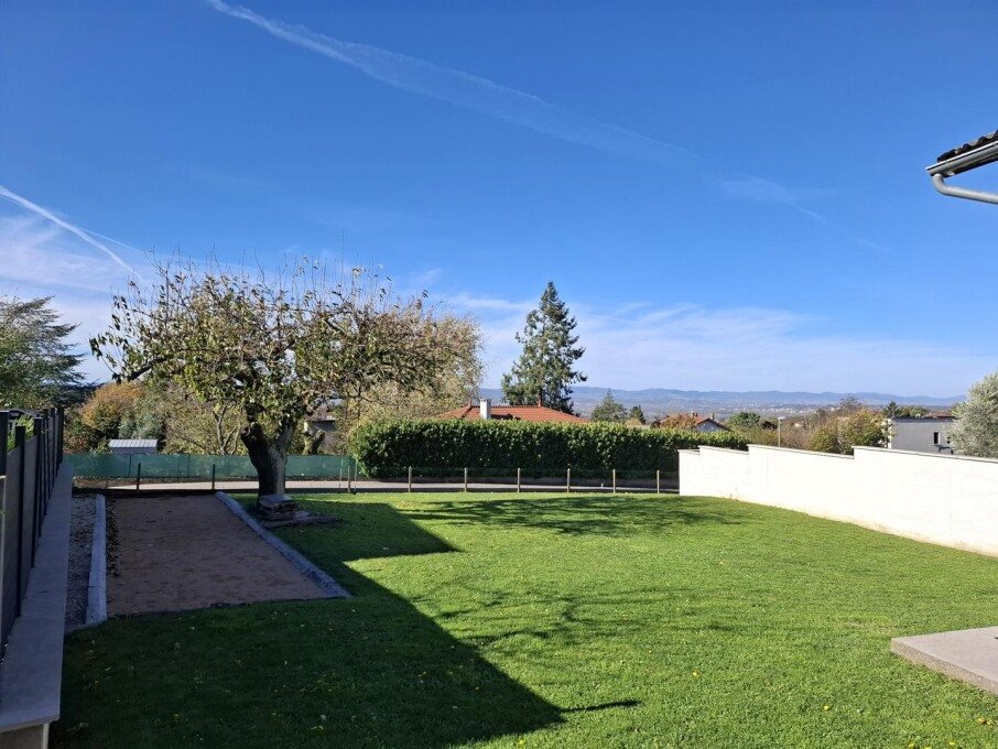 Maison à vendre, 141m², Montanay