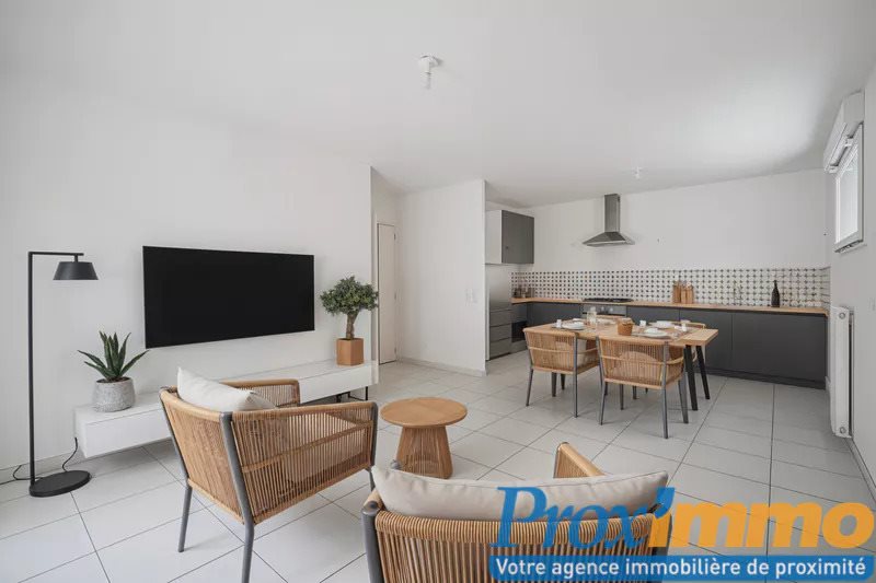 Appartement à vendre, 66m², Saint-Egrève