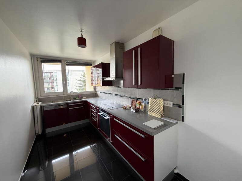 Appartement à louer, 67m², Maurepas