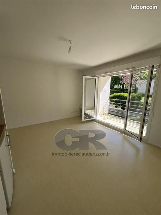 Advert pic 0