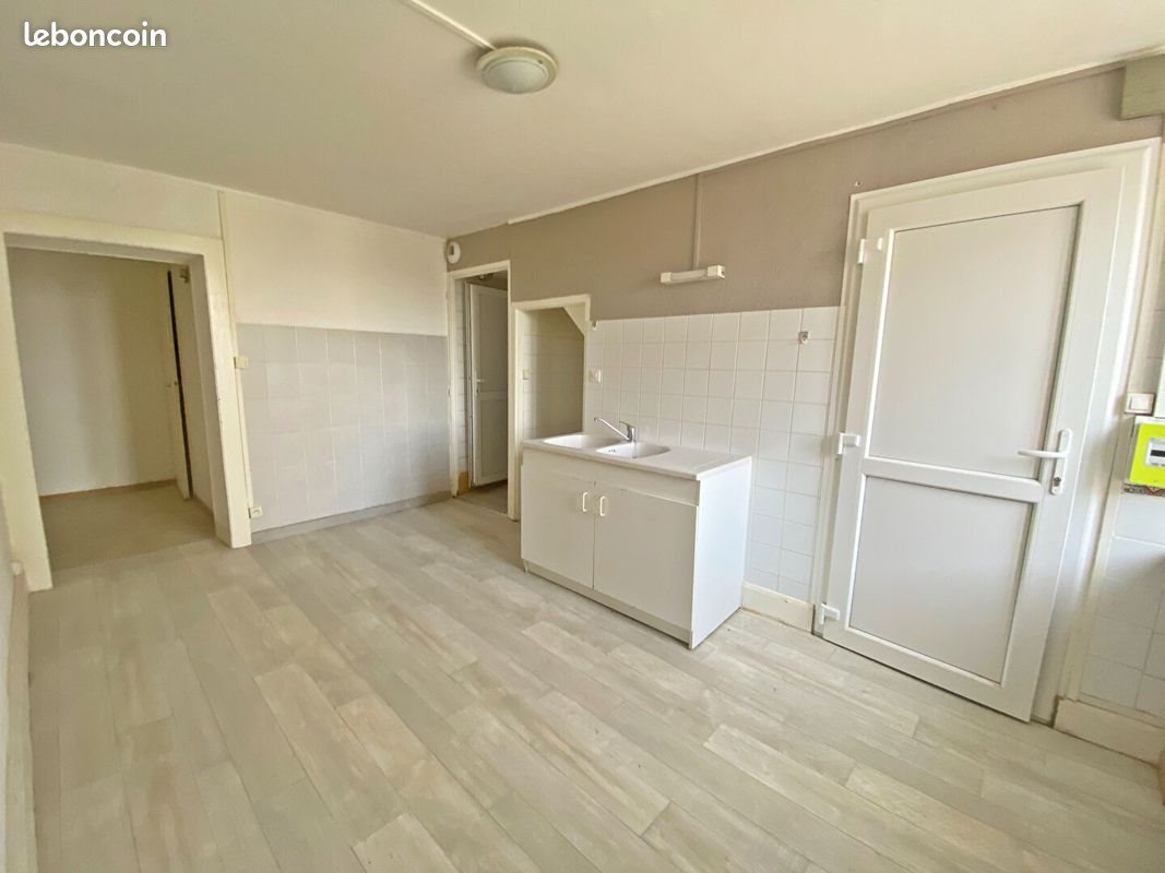 Appartement à louer, 76m², Lérouville