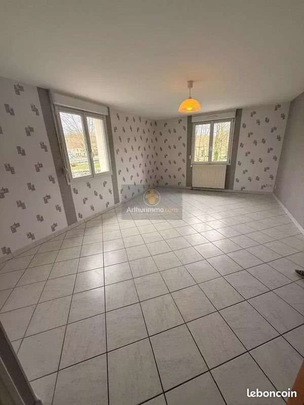 Maison à louer, 67m², Humes-Jorquenay