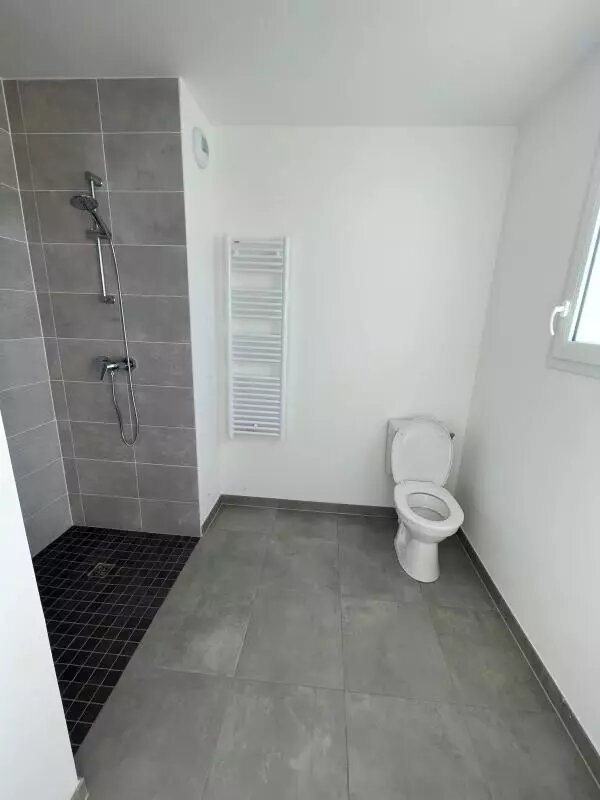 Maison à louer, 101m², Cannes-Ecluse