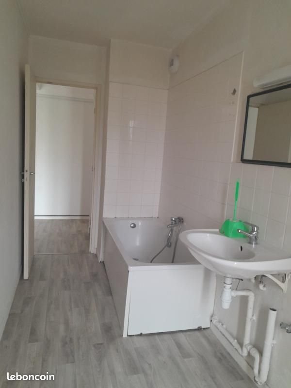 Appartement à louer, 76m², Saint-André-les-Vergers