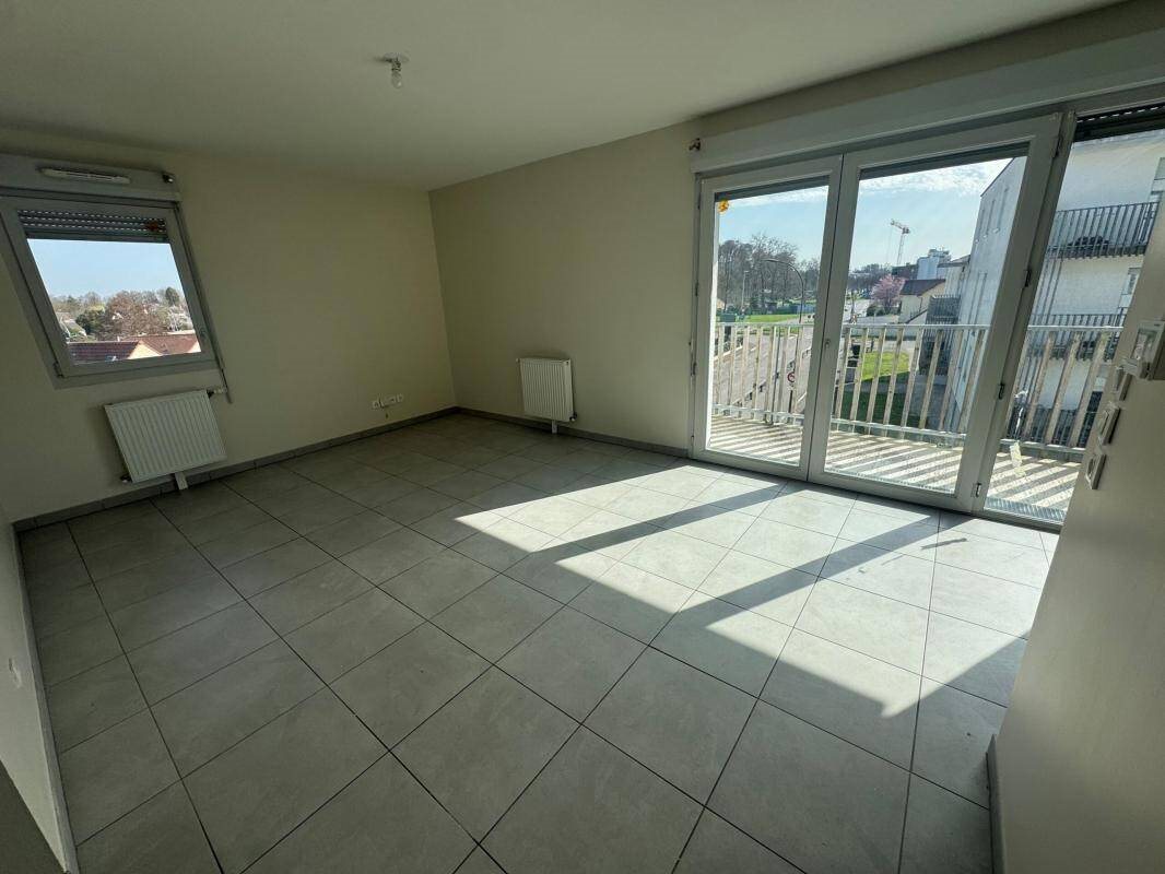 Appartement à louer, 53m², Saint-Julien-les-Villas