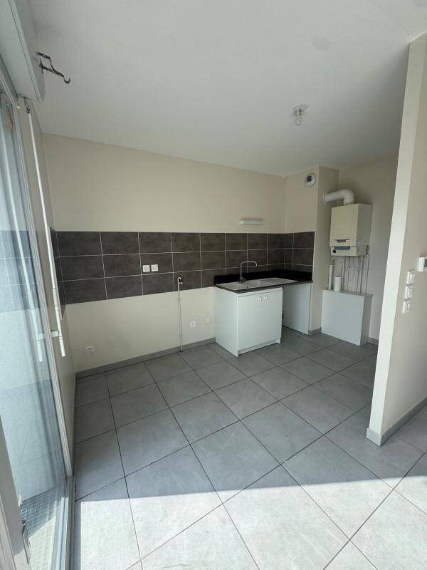 Appartement à louer, 53m², Saint-Julien-les-Villas