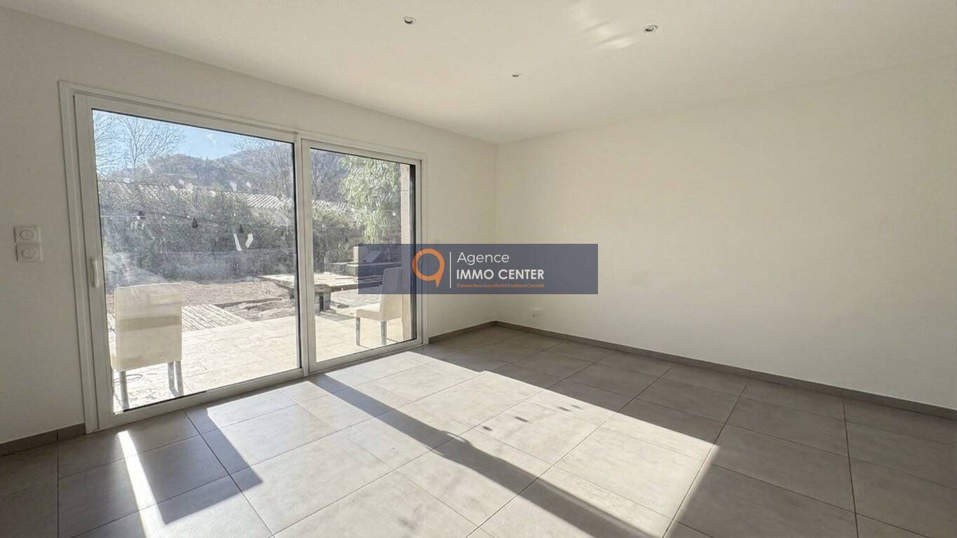 Maison à louer, 131m², Solliès-Pont