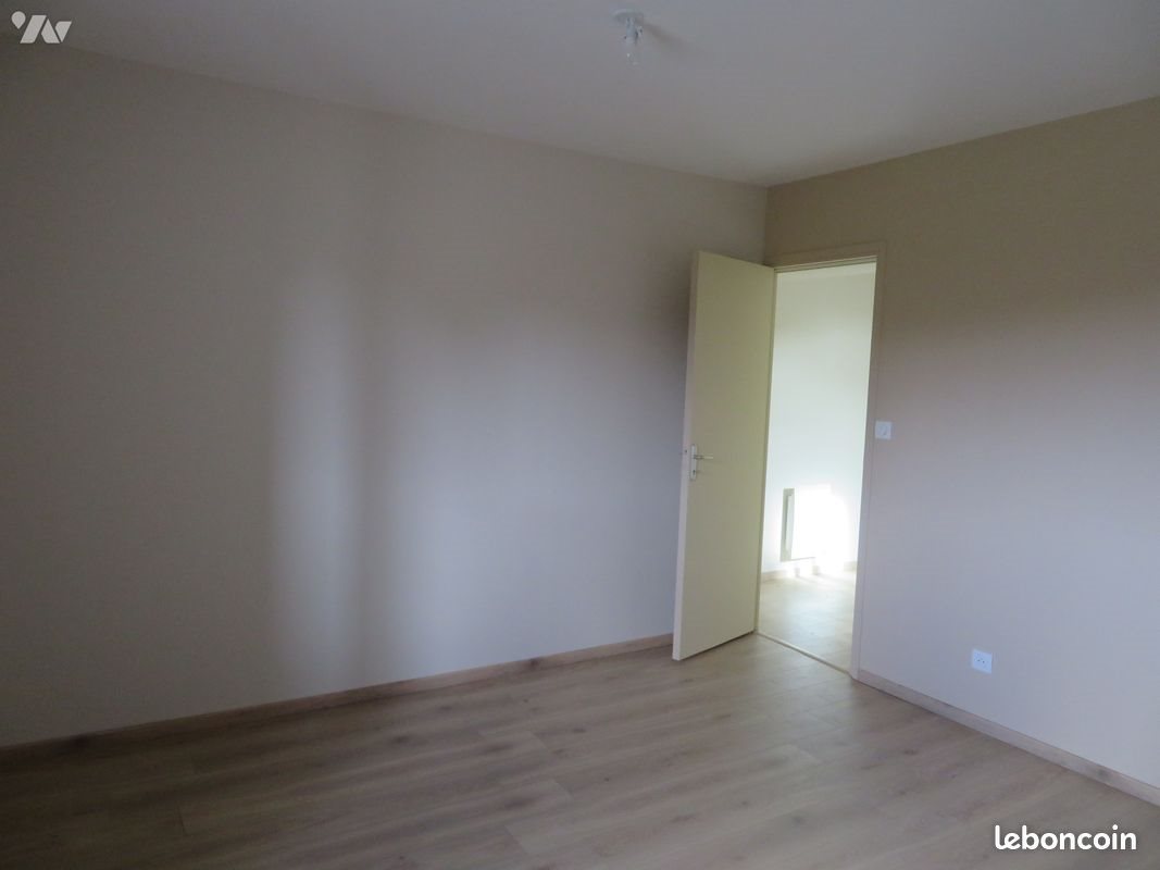 Maison à louer, 130m², Bihucourt