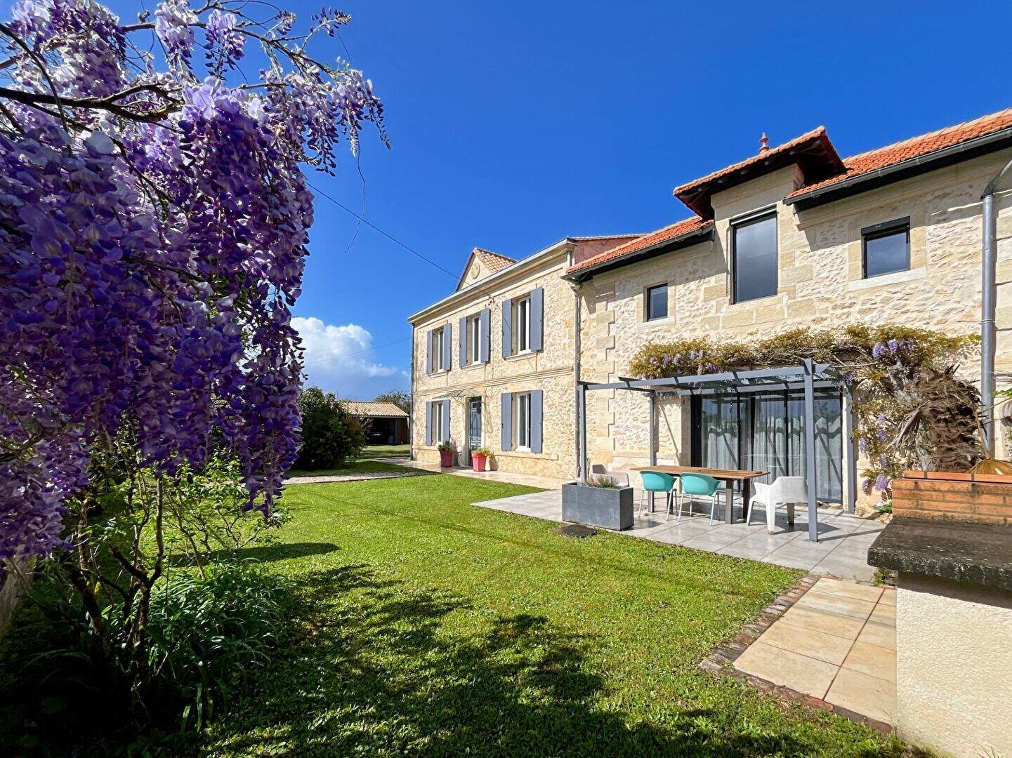 Maison à vendre, 282m², Pujols-sur-Ciron