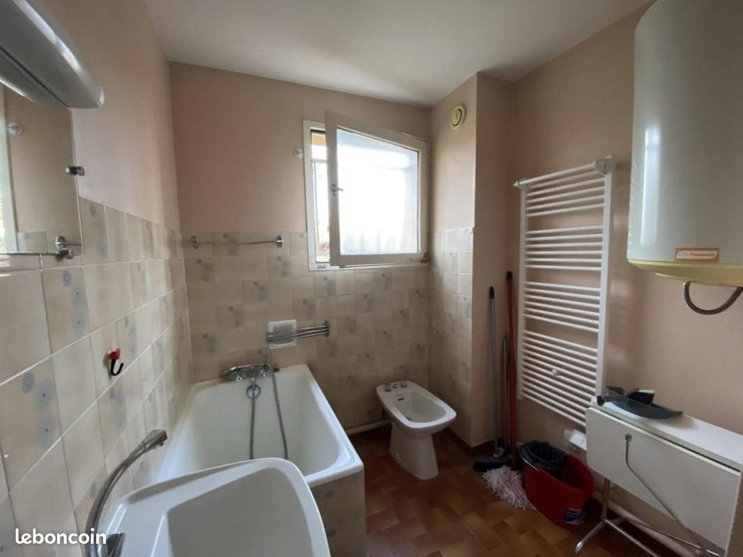 Appartement à louer, 21m², Tournon-sur-Rhône