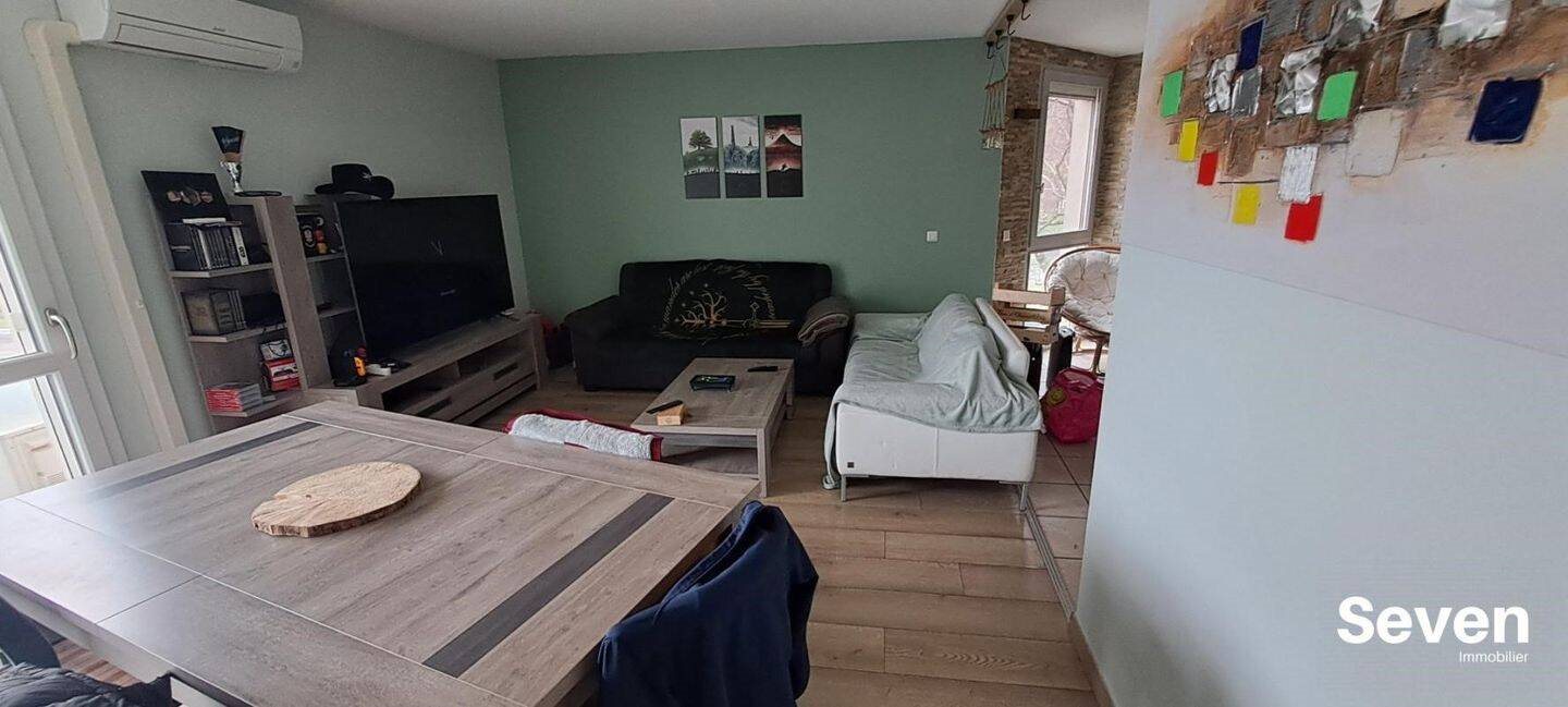 Appartement à louer, 84m², Saint-Egrève